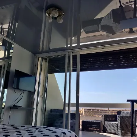 Clubber Naturiste Design * 阿格德